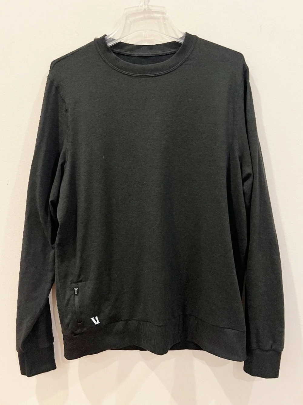 Vuori Sweatshirt Mens Large Black Ponto Performance Crew Neck DreamKnit Sweater